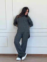 Roma set in olive